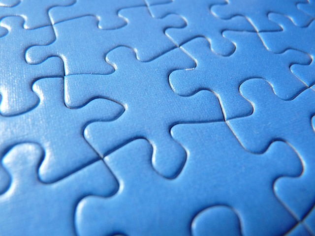 Healthy or ill? - biopsychosocial model - biology - psyche - social network - healthy - ill - sick - well-being - medication - support - heredity - resilience - personality - stress - relationships - therapy - free initial session